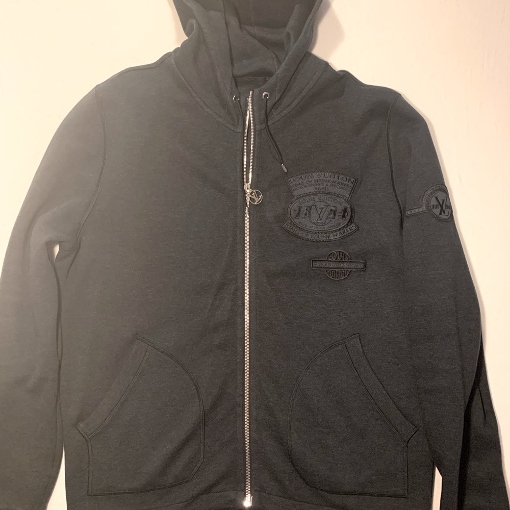 Men’s Louis Vuitton sweater jacket with hood